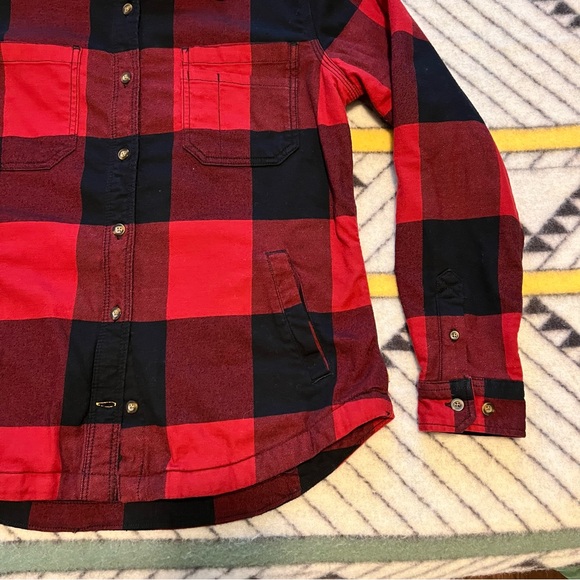 Carhartt women’s fleece lined flannel button down shirt - Picture 7 of 16